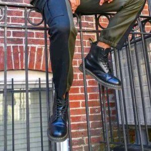 Doc martens 1460 black lace-up boot